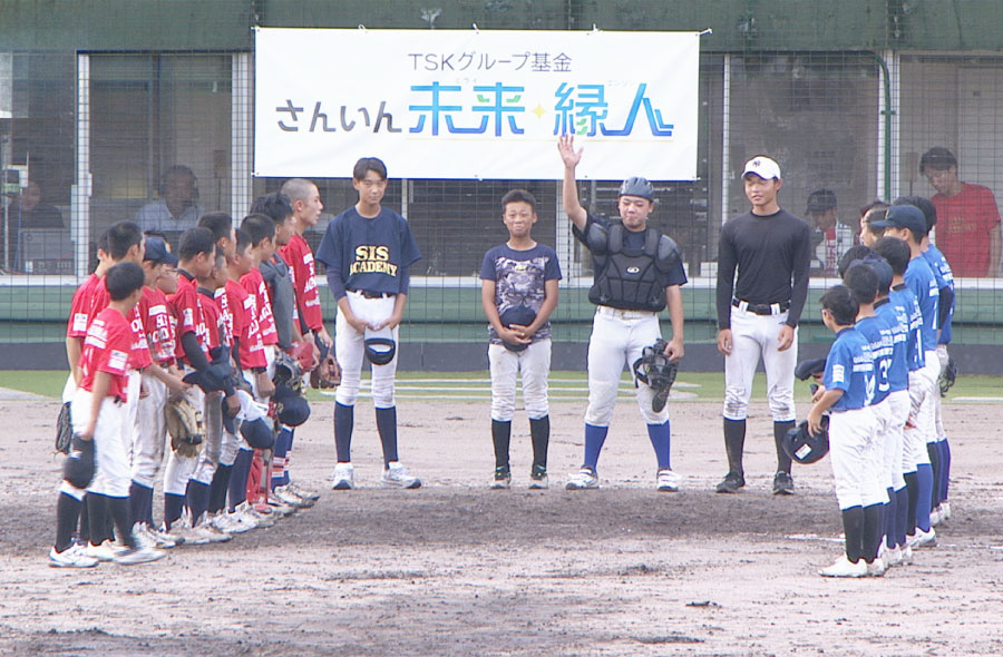 デポルターレ中学生野球大会の様子の写真